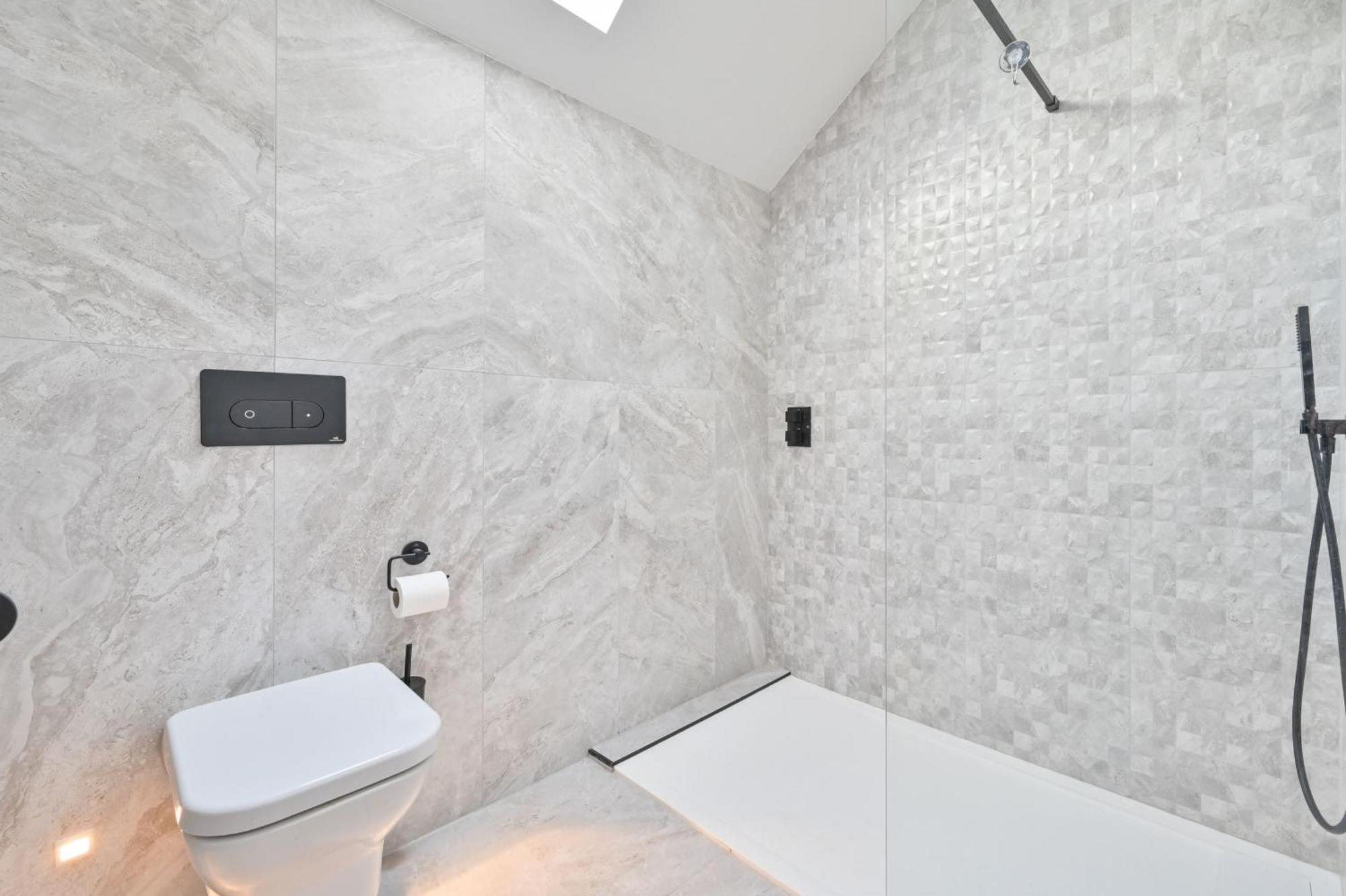 1 The Nest - Luxury Modern House Nr Beach & Bars With Sea Views & Free Parking Villa Charlestown  Dış mekan fotoğraf