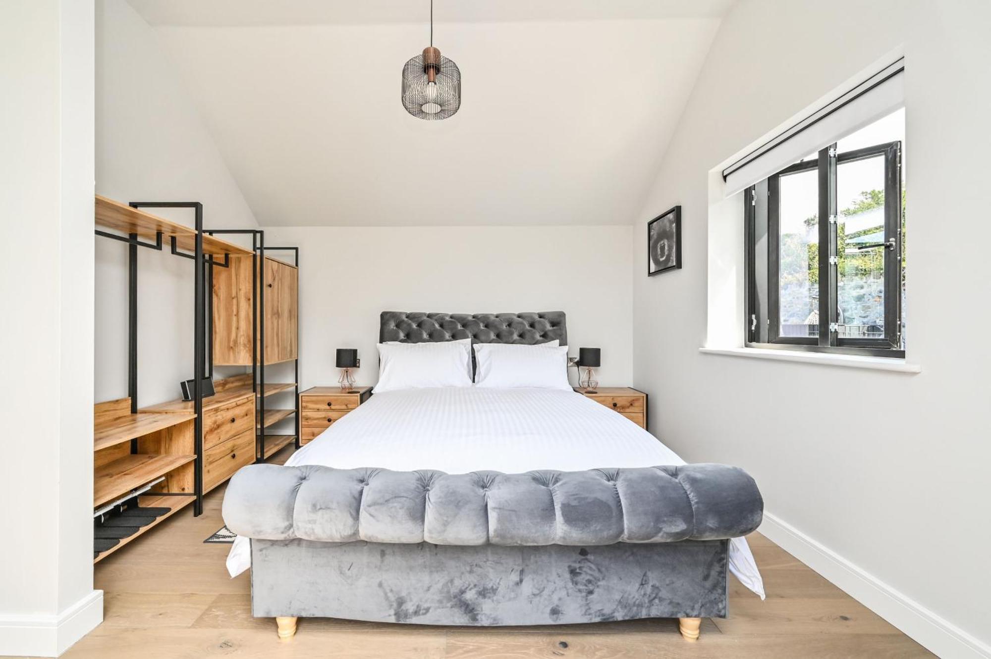1 The Nest - Luxury Modern House Nr Beach & Bars With Sea Views & Free Parking Villa Charlestown  Dış mekan fotoğraf