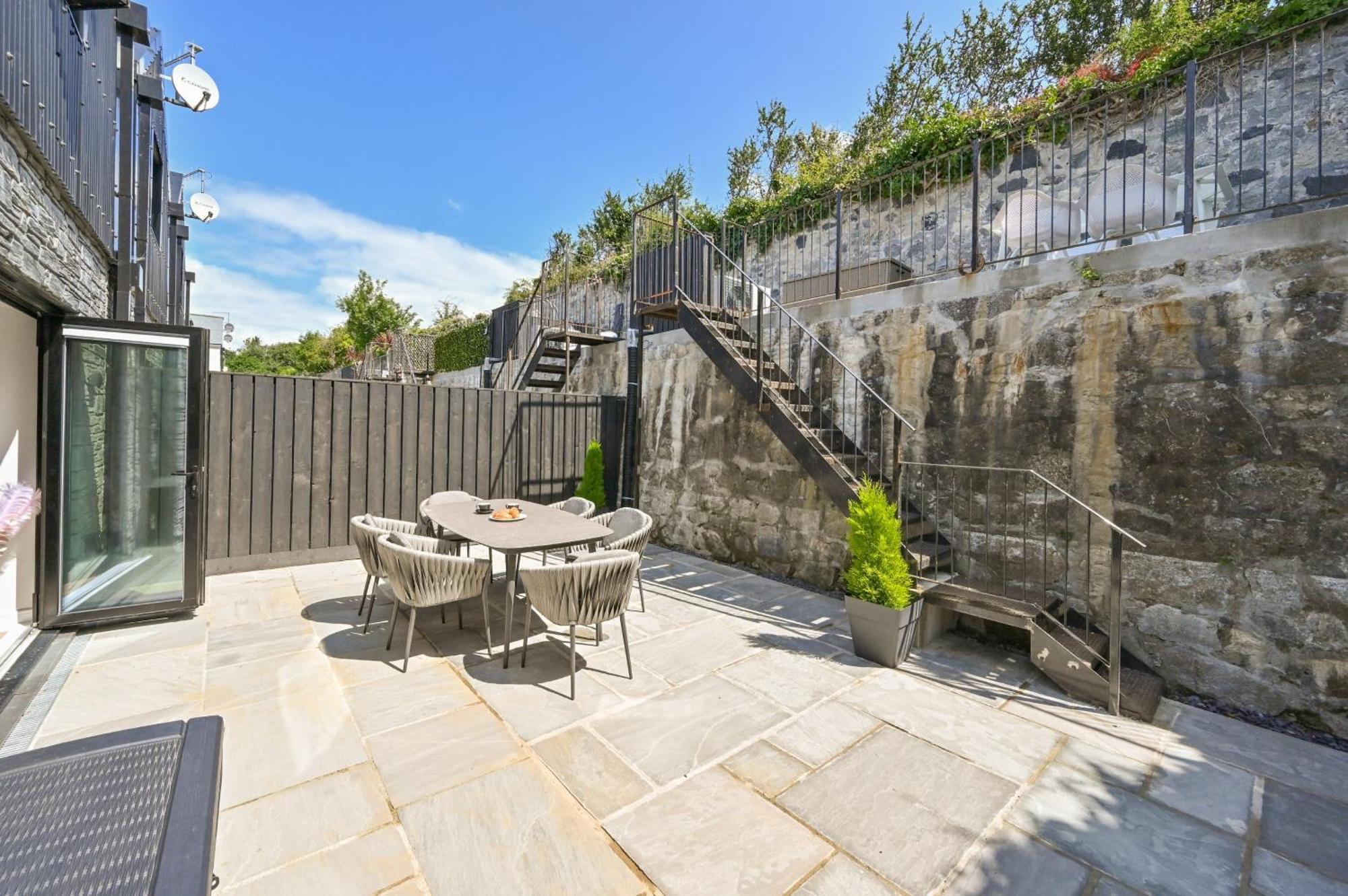 1 The Nest - Luxury Modern House Nr Beach & Bars With Sea Views & Free Parking Villa Charlestown  Dış mekan fotoğraf