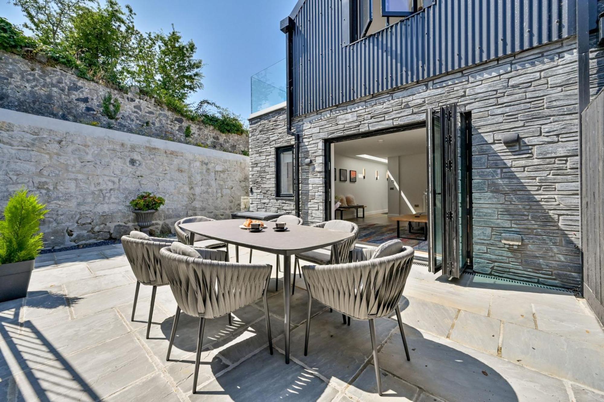 1 The Nest - Luxury Modern House Nr Beach & Bars With Sea Views & Free Parking Villa Charlestown  Dış mekan fotoğraf