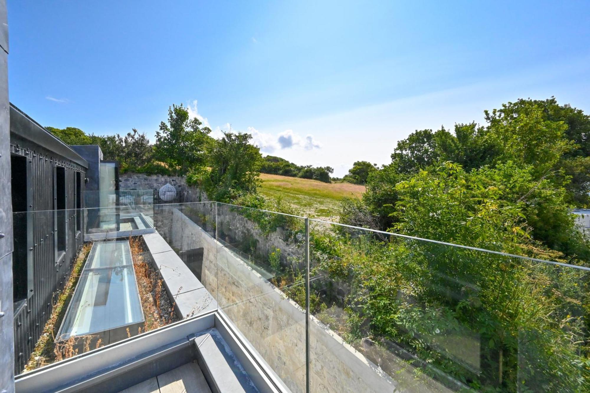1 The Nest - Luxury Modern House Nr Beach & Bars With Sea Views & Free Parking Villa Charlestown  Dış mekan fotoğraf